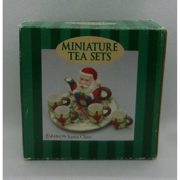 C&F Enterprises Miniature Resin Santa Claus Tea Set #48439  1995 - Picture 9 of 12